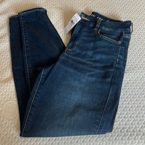 BRAND NEW- AMERICAN EAGLE JEANS